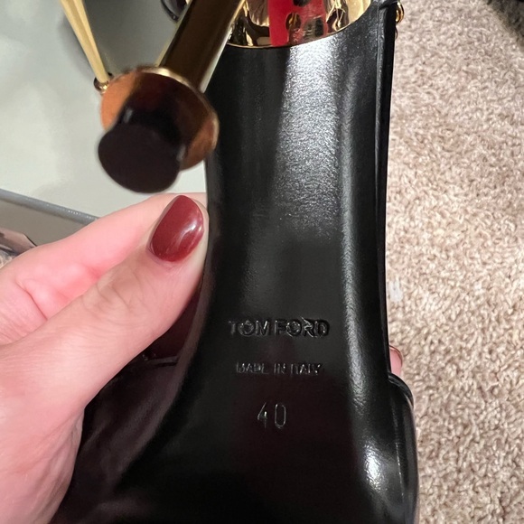 Tom Ford - Picture 3 of 3